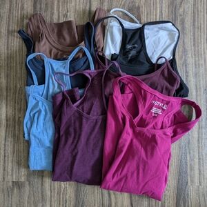 Lot Of 8 Tank Tops In Multiple Colors Sz M